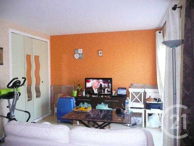 Appartement F1 à louer - 1 pièce - 33,70 m2 - Maurepas - 78 - ILE-DE-FRANCE