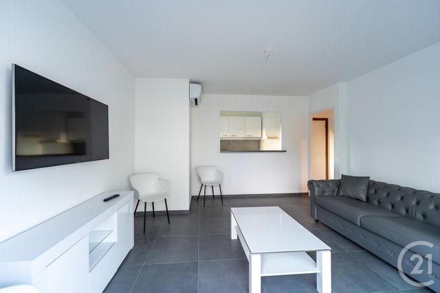 Appartement F1 à vendre - 1 pièce - 32 m2 - Mandelieu La Napoule - 06 - PROVENCE-ALPES-COTE-D-AZUR