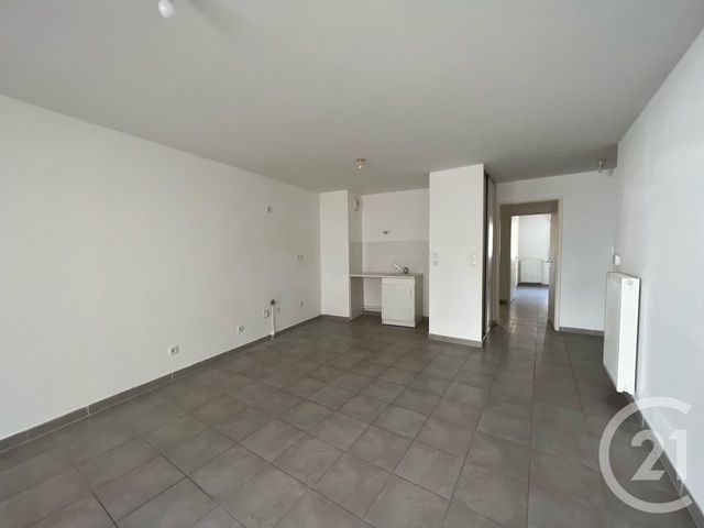 Appartement T3 à vendre - 3 pièces - 62,40 m2 - Toulon - 83 - PROVENCE-ALPES-COTE-D-AZUR